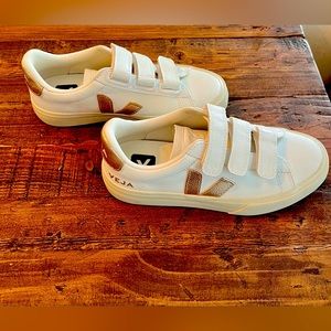 Veja Recife Triple-Grip Bicolor Sneakers